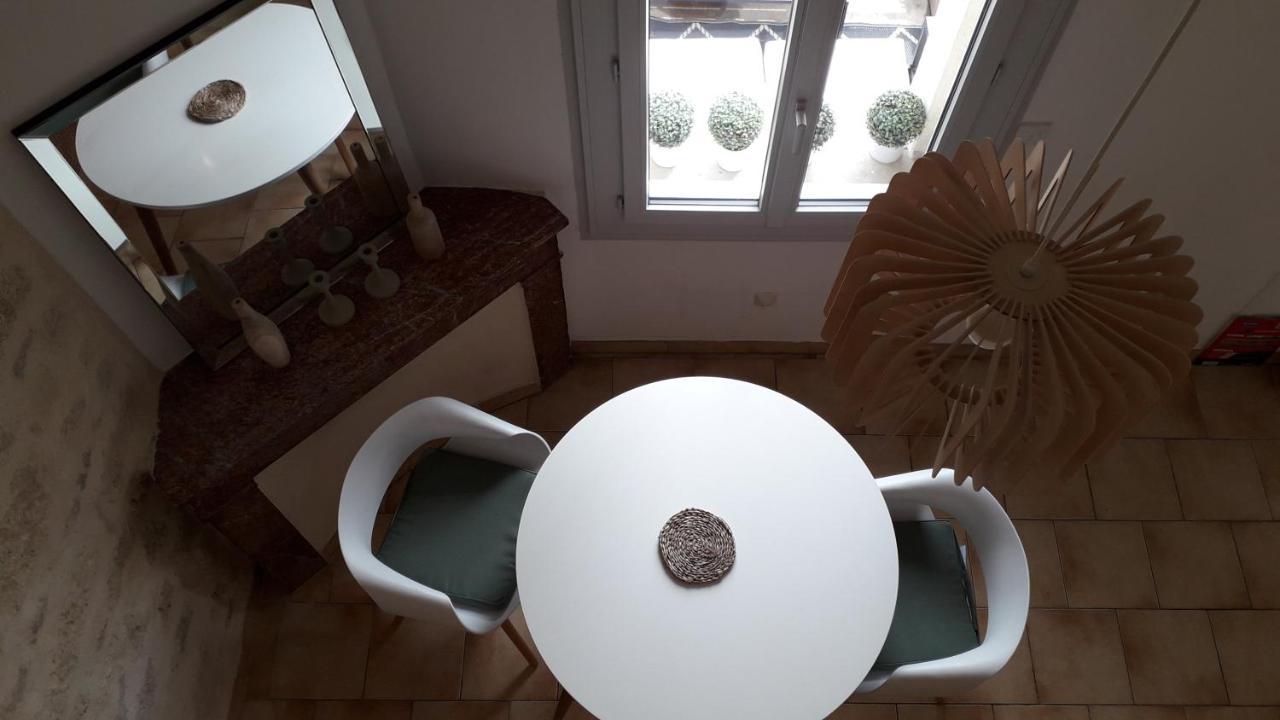 Appartement Centre-Ville Avec Terrasse Montpellier Luaran gambar